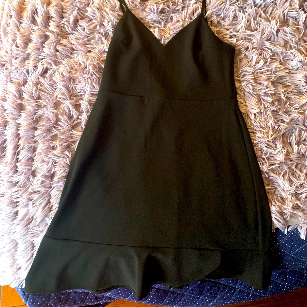 NWOT express dress- perfect LBD!